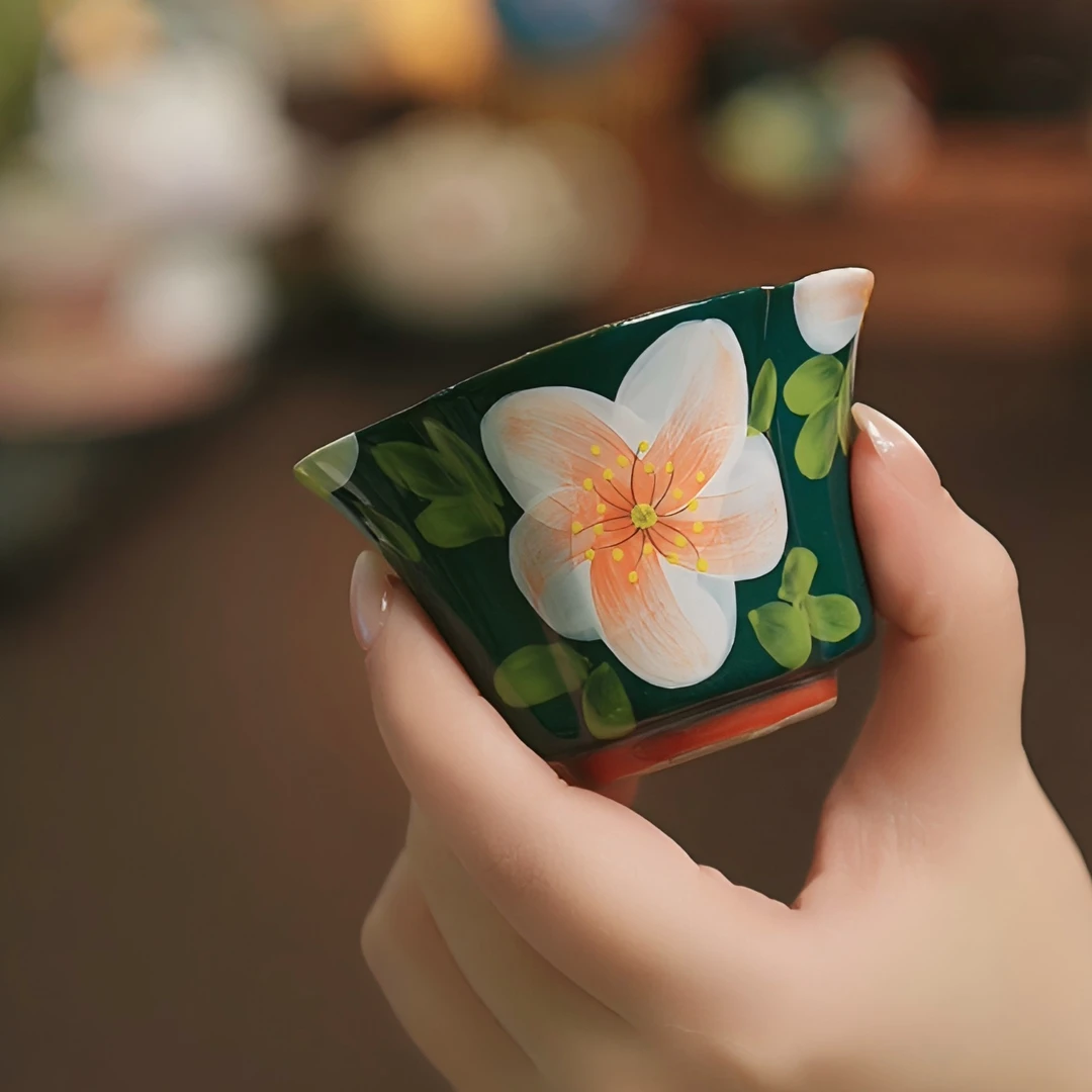 墨梨亮面釉纯手绘釉下彩墨绿梨花陶瓷茶具四角梅花主人杯（50ml）