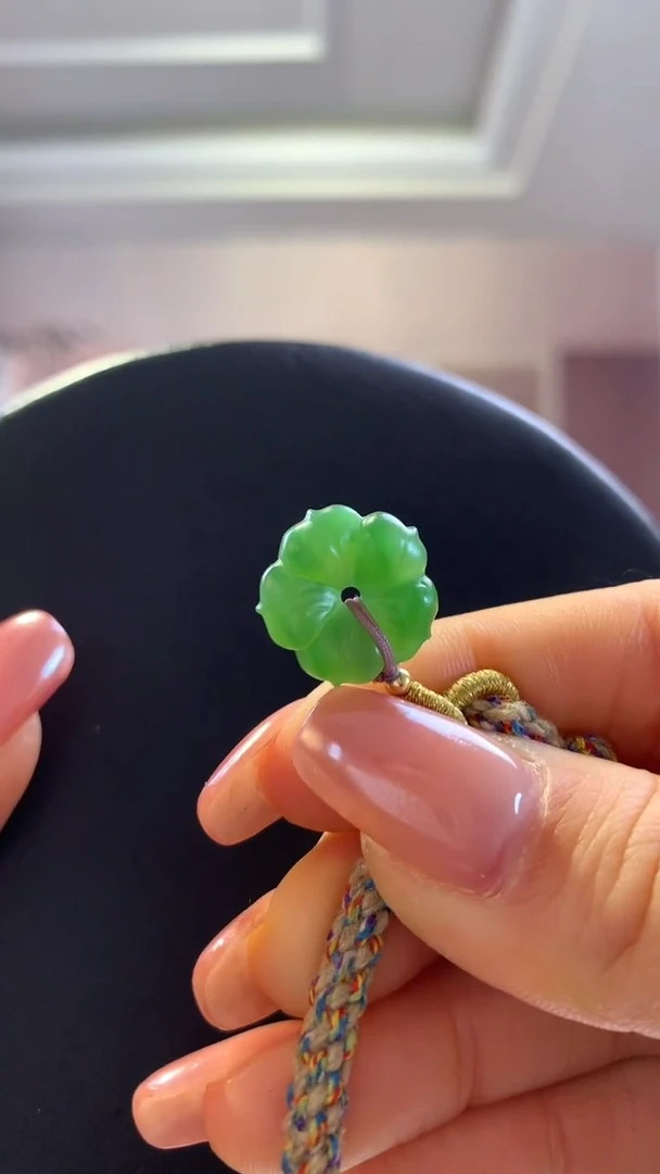 【闪购商品】和田玉挂件未镶嵌碧玉花花