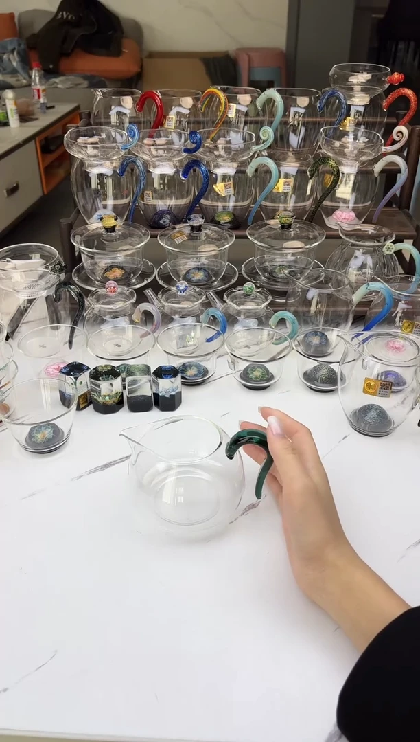 手工艺品玻璃禾器淡然墨绿色普通盒