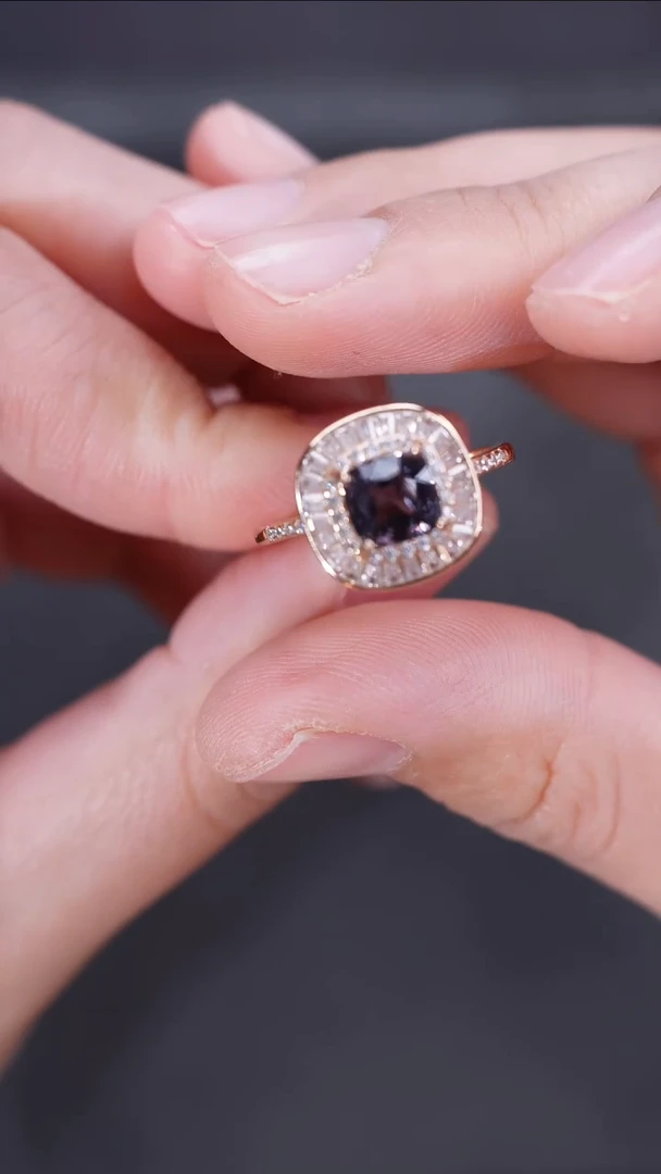 【闪购商品】手饰银S925镶嵌尖晶石手饰