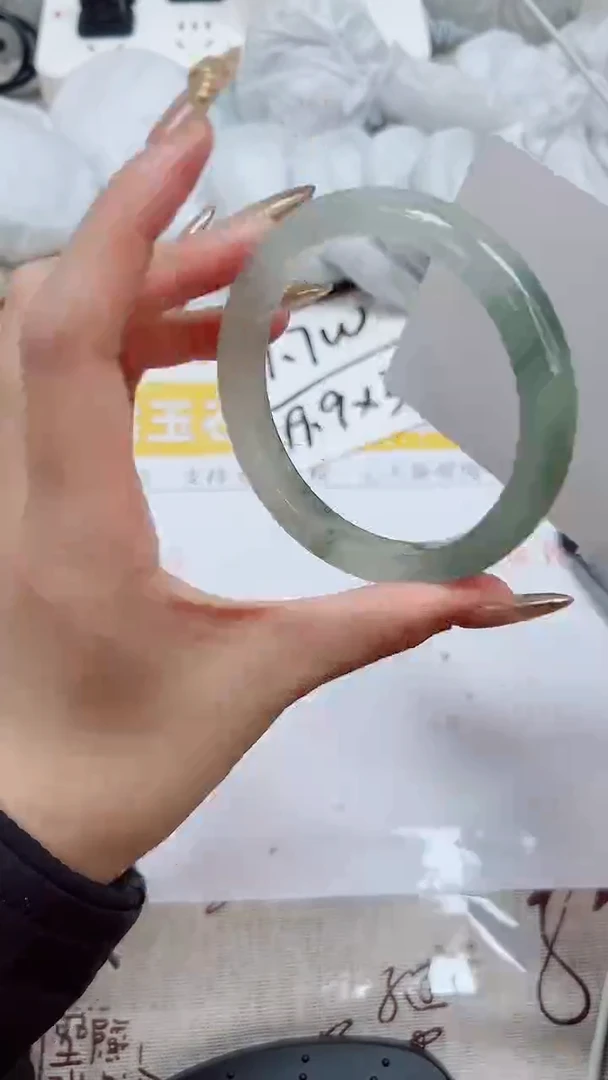 【闪购商品】石英质玉手镯未镶嵌K217-59.3