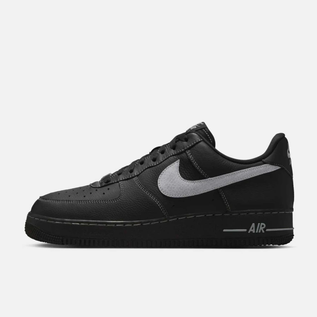 NIKE耐克2025男子AIR FORCE 1 '07 LV8休闲HQ2037-006