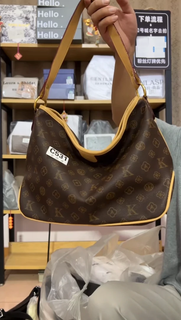 小牛剖层皮革老张家女包531