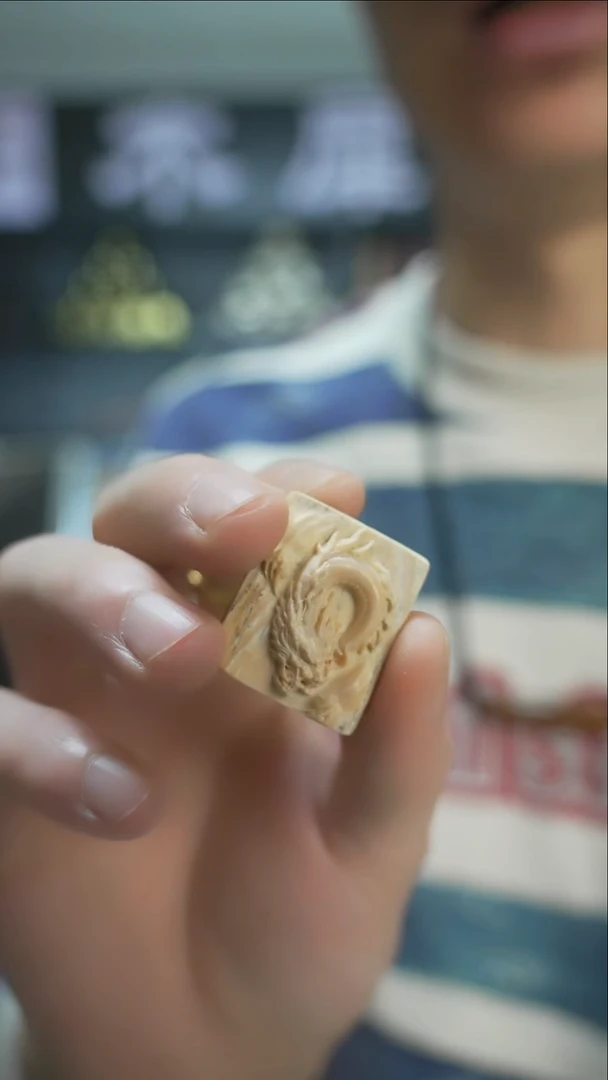 木手作木制雕刻品