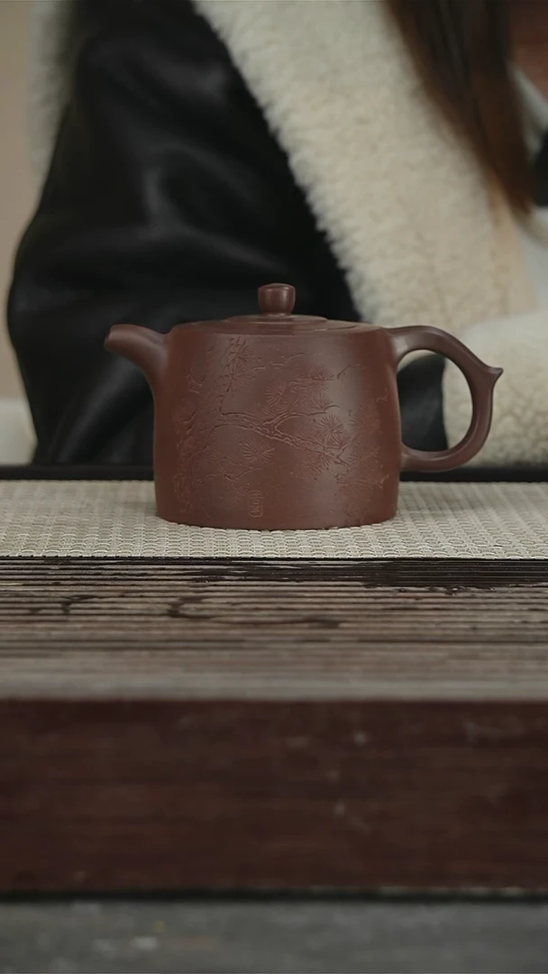 茶壶紫砂72号360CC