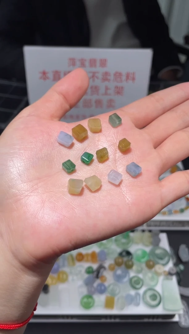 未镶嵌定制翡翠|单件多样性发其一