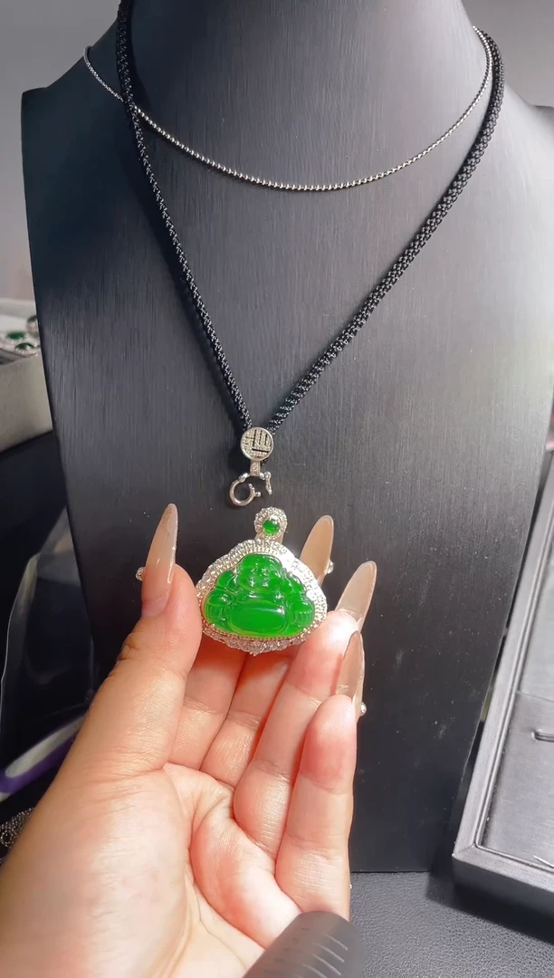 【闪购商品】翡翠颈饰银S925镶嵌天然A货翡翠