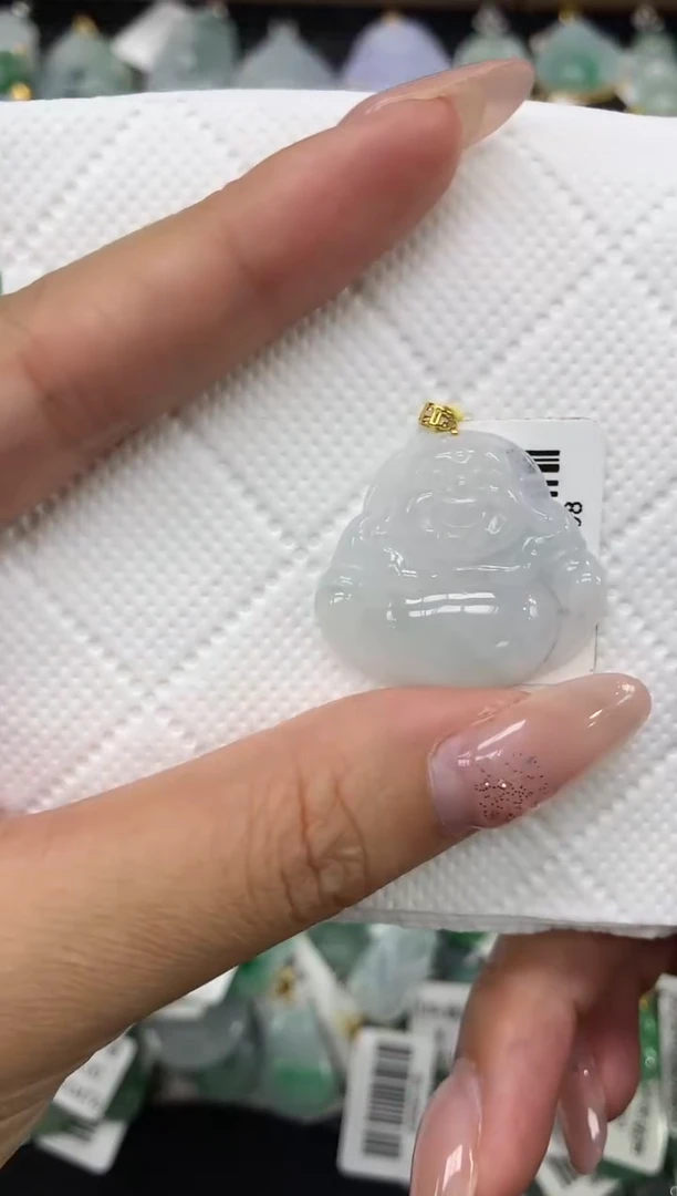颈饰18K金镶嵌翡翠1111111111