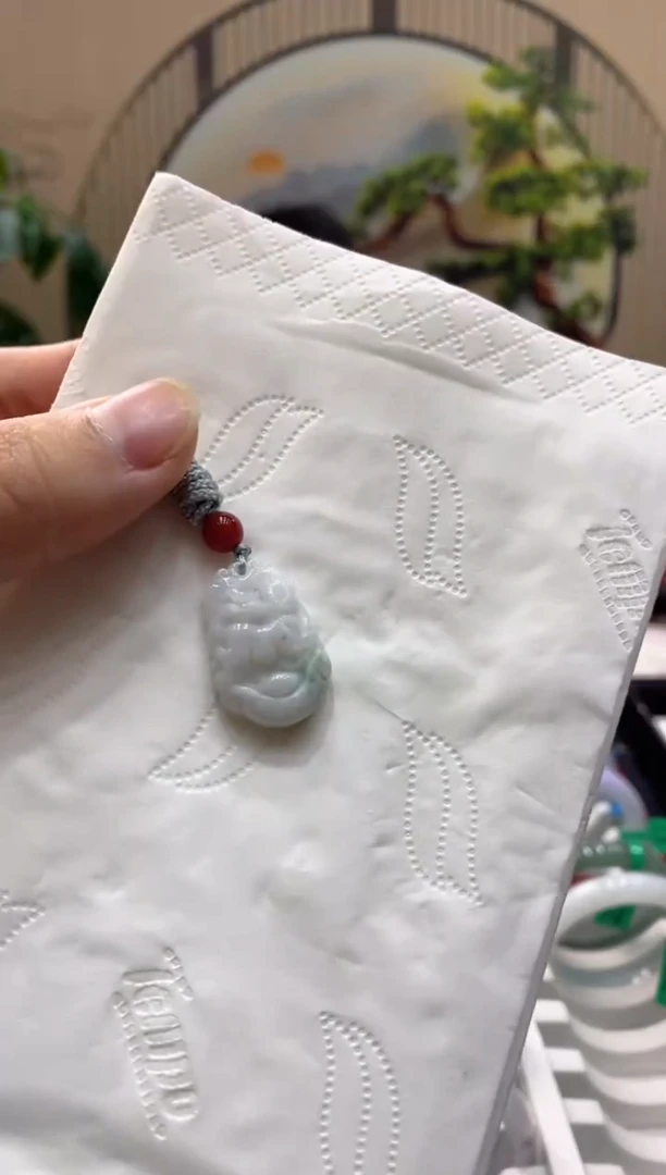 【闪购商品】翡翠颈饰未镶嵌00009389