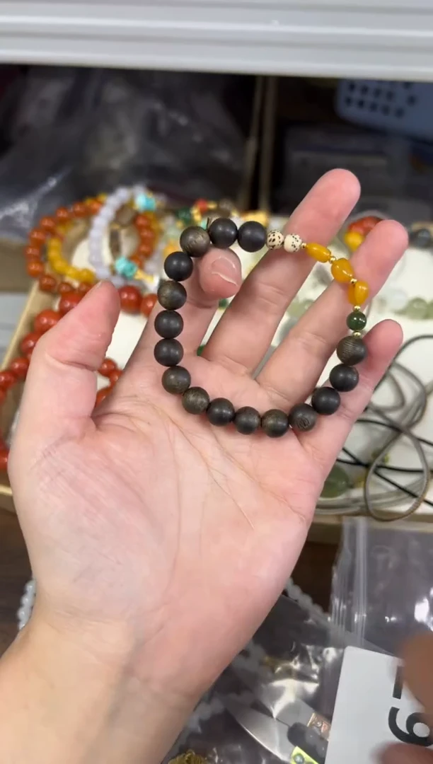 蜜蜡颈饰未镶嵌孤品蜜蜡设计款手串[2947]