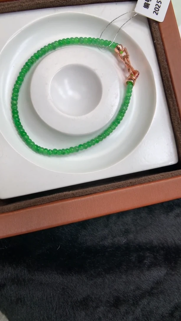 未镶嵌手串翡翠手串