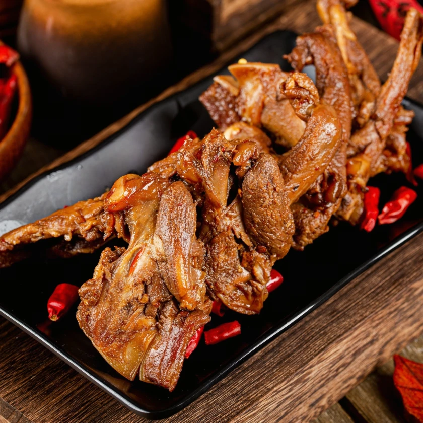 【肉厚耐啃】鸭锁骨（香辣过瘾，肉质紧实）