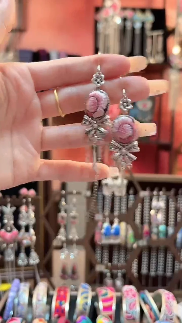 织绣云织谣民族风精美饰品  151**