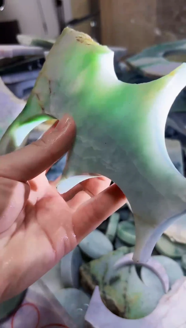 【闪购商品】翡翠颈饰未镶嵌A货白谭1375