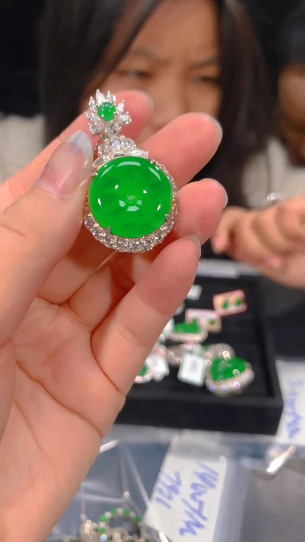 【闪购商品】定制翡翠未镶嵌54多样性发货（发其一）