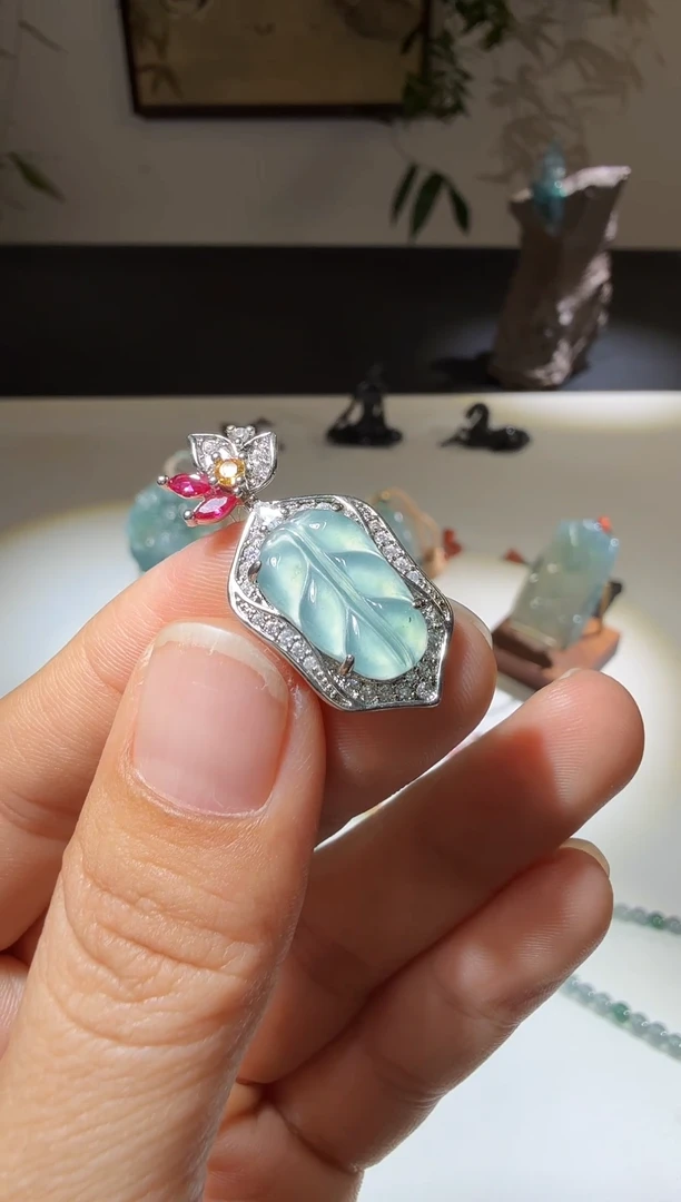 吊坠(不含链)未镶嵌翡翠叶子