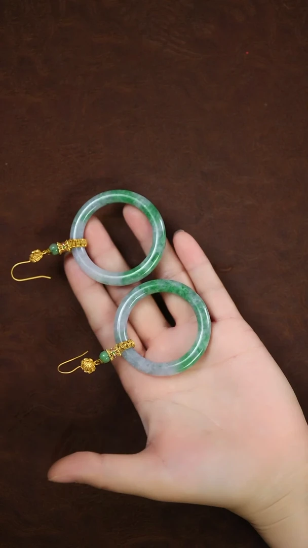 未镶嵌挂件翡翠闪购 甜甜圈花纹多样性随机发