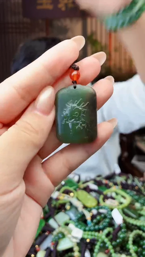 颈饰未镶嵌和田玉拍一发一多样性发货