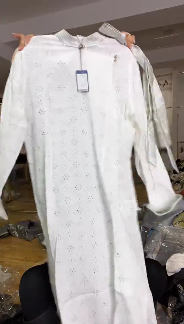 L码        105-115斤  裙子