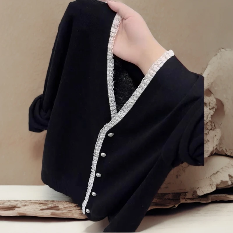 长袖针织开衫v领上衣法式轻奢减龄显瘦早秋独特针织衫上衣早秋