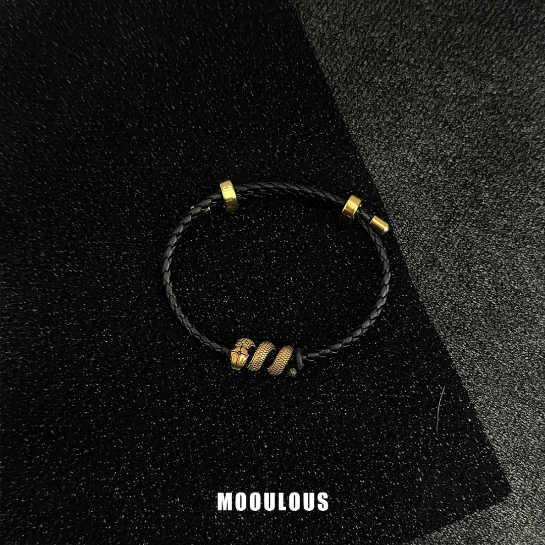 铜合金皮质手链 卷卷蛇复古时尚手环可调节简约编织百搭手链