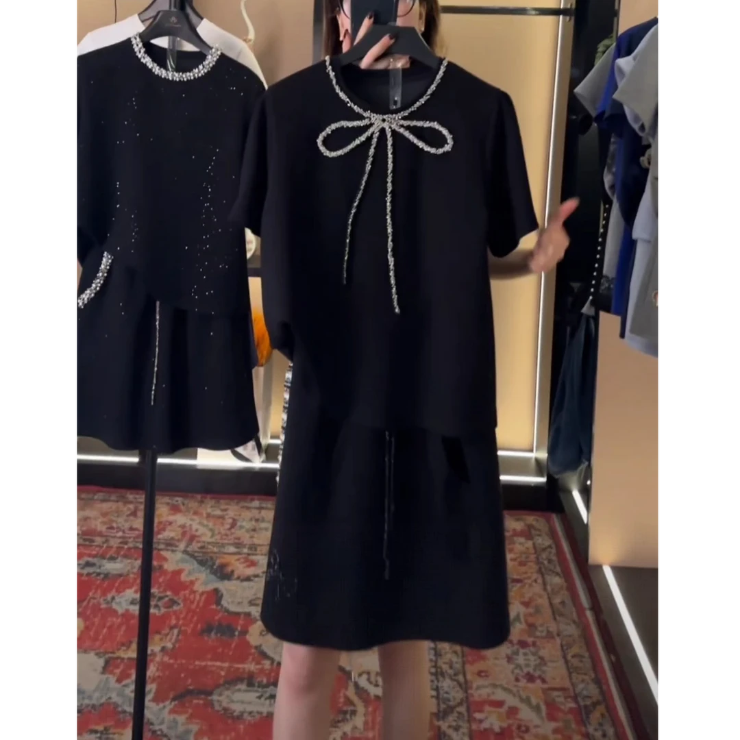 时尚休闲一整套夏季轻奢重工烫钻大蝴蝶结短袖T恤配高腰短裙套装