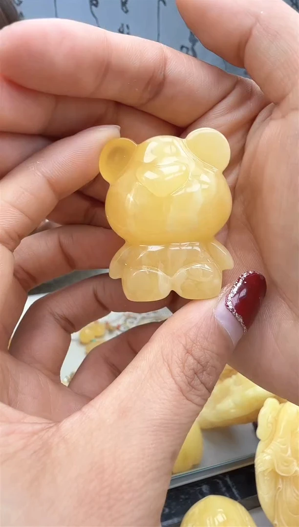 【闪购商品】琥珀裸石未镶嵌小熊