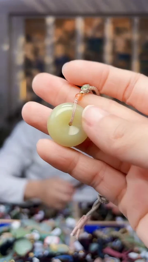 【闪购商品】和田玉挂件未镶嵌拍一发一