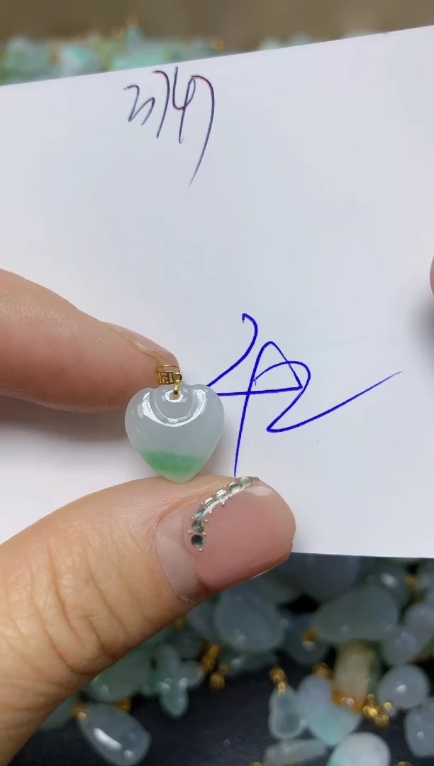 【闪购商品】翡翠挂件18K金镶嵌 天然翡翠A货