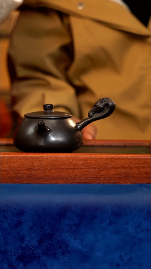 紫砂 宜兴紫砂 CJY 侧把 马