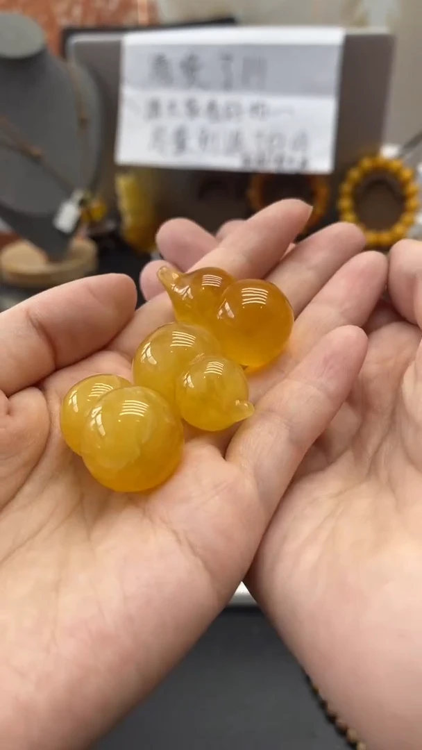 琥珀未镶嵌珠宝奇石2446多样性发其一默认有瑕