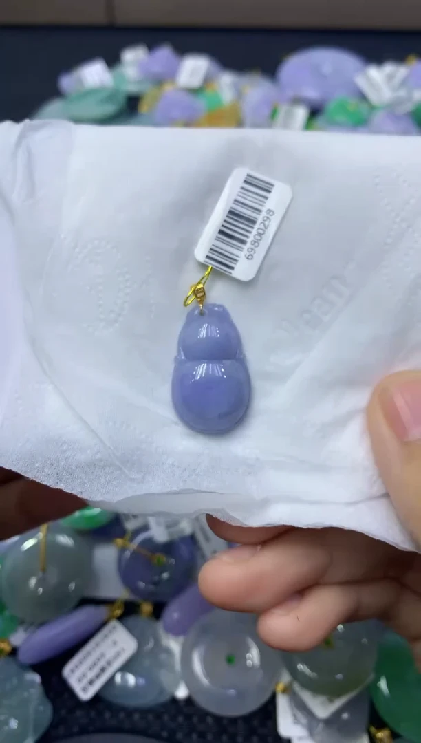 颈饰18K金镶嵌翡翠天然缅甸翡翠A货
