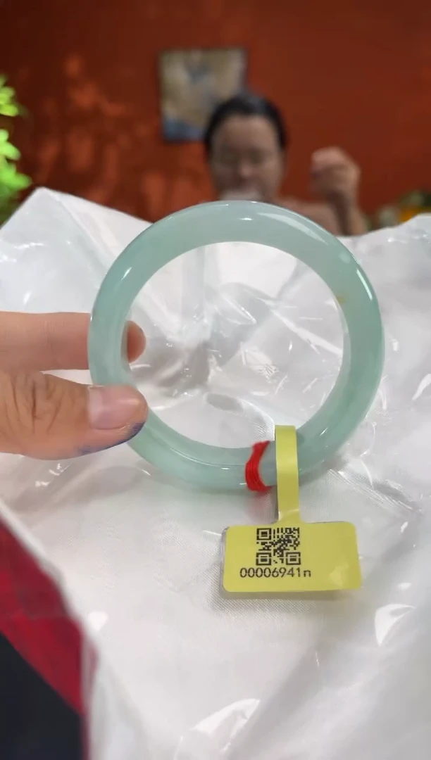 未镶嵌手镯翡翠翡翠手镯