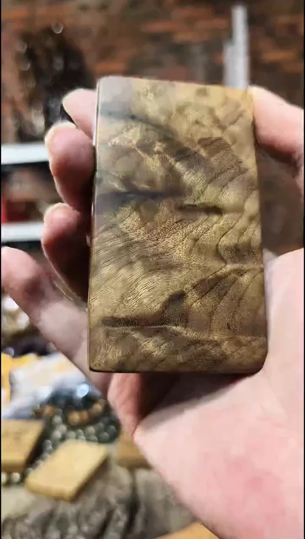 金丝楠无事牌手把件