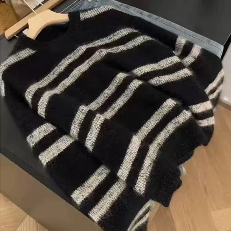 【金丝条纹】毛衣女2025冬韩系重工金丝浣熊绒针织衫