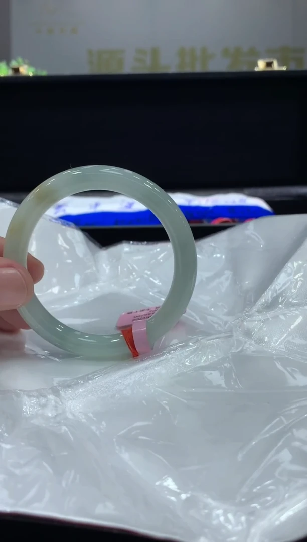 未镶嵌手镯翡翠翡翠手镯