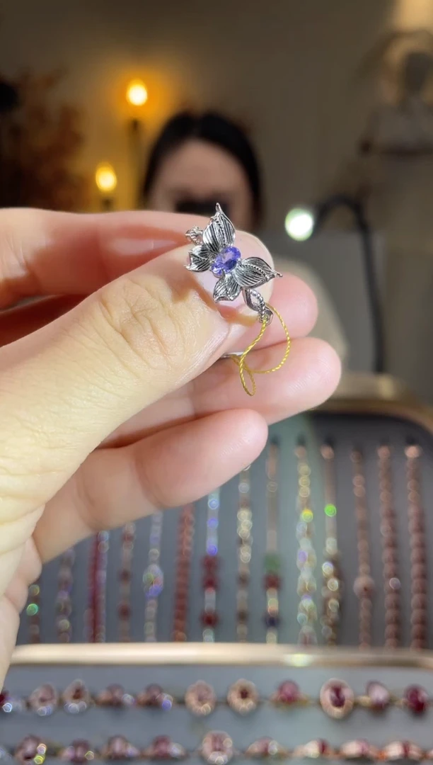 银S925镶嵌手饰坦桑石手饰