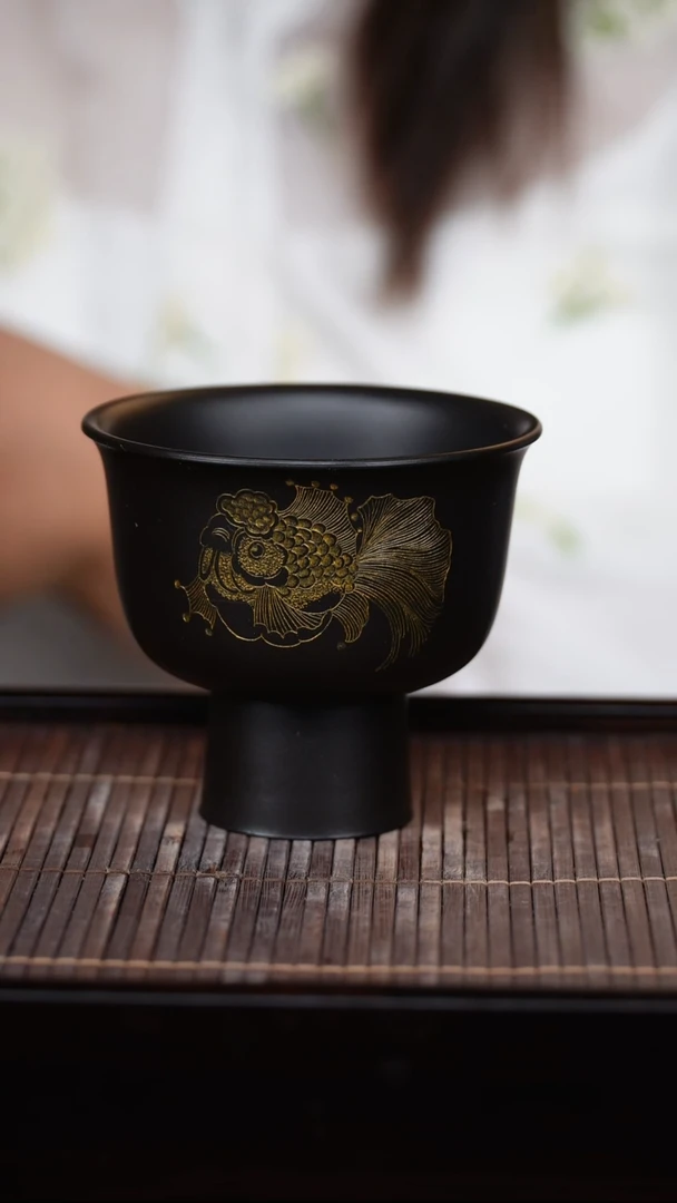 17号宜兴紫砂主人杯瑕疵