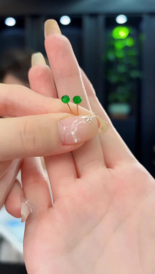 翡翠18K金镶嵌耳饰 缅料A货/多样性发货/一对 含耳堵