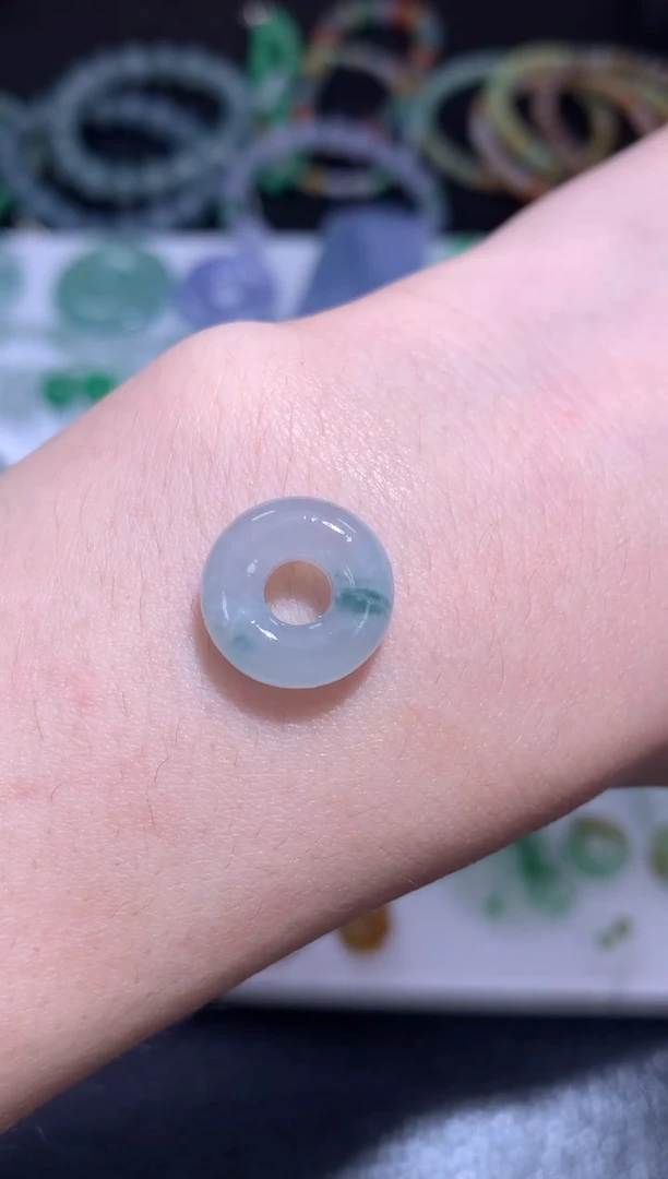 定制翡翠未镶嵌甜甜圈