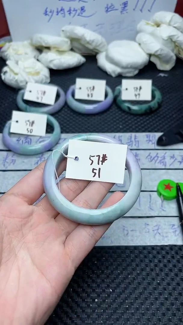 未镶嵌手镯翡翠51