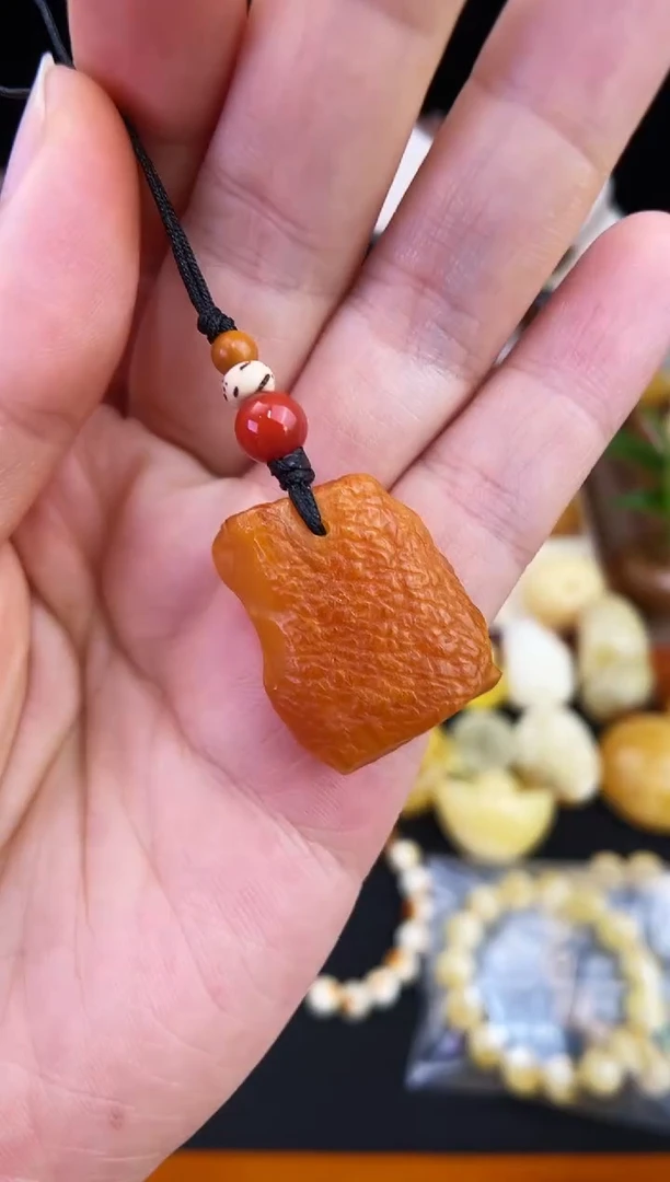 琥珀未镶嵌珠宝奇石柒月