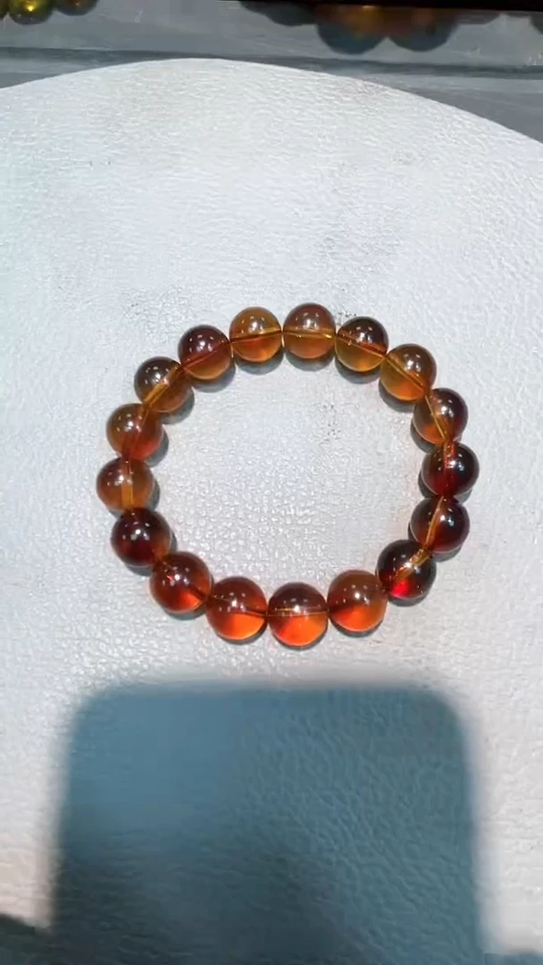 【闪购商品】琥珀吊坠(不含链)未镶嵌红蓝珀