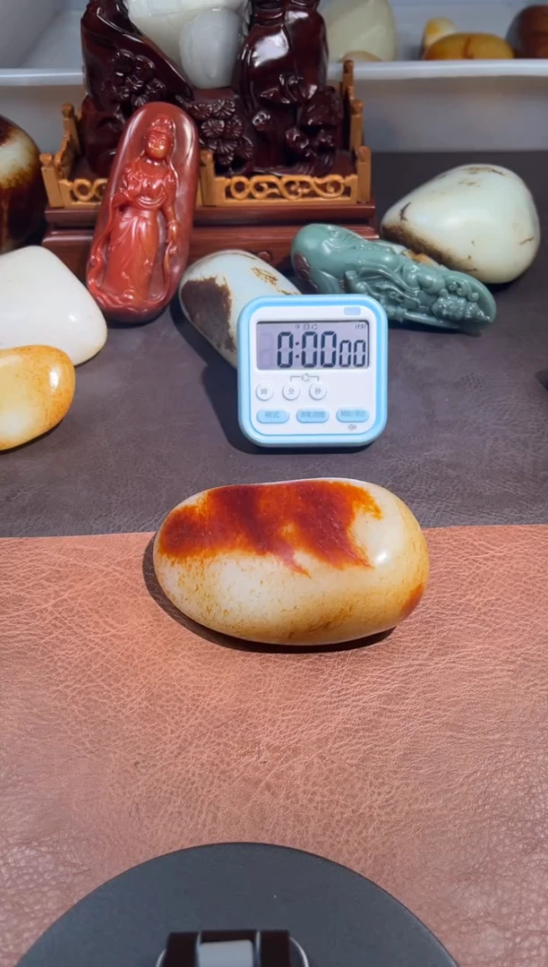 未镶嵌和田玉摆件纪**.和田玉