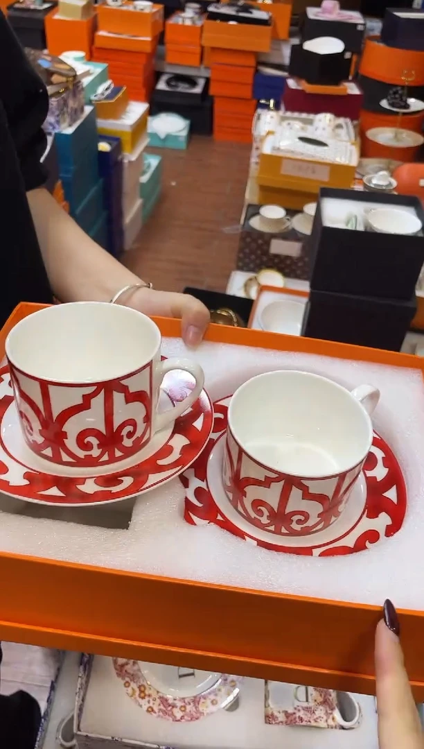 杯鸿辉家品牌瓷器，京东包邮！