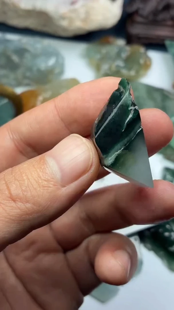 未镶嵌定制翡翠水**痕定制不退换