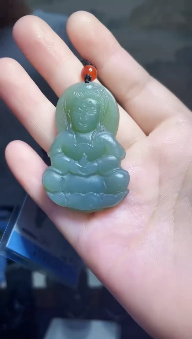 和田玉未镶嵌颈饰1