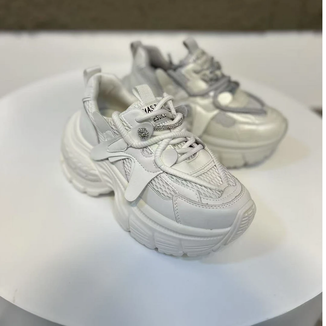 8513敏敏家时尚真皮女鞋