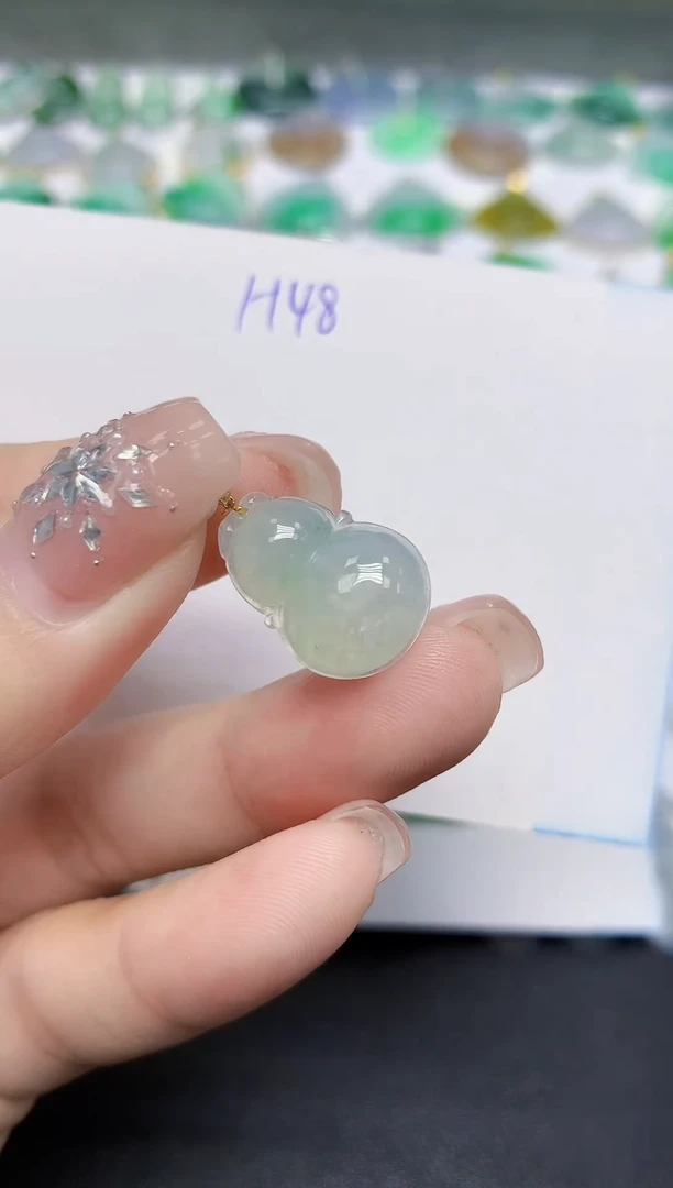 颈饰18K金镶嵌翡翠天然缅甸翡翠A货翡翠百元以上9元证书费自理