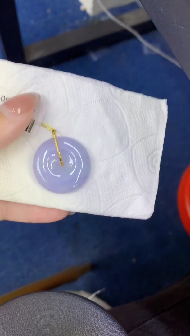 颈饰18K金镶嵌翡翠缅甸天然翡翠A货